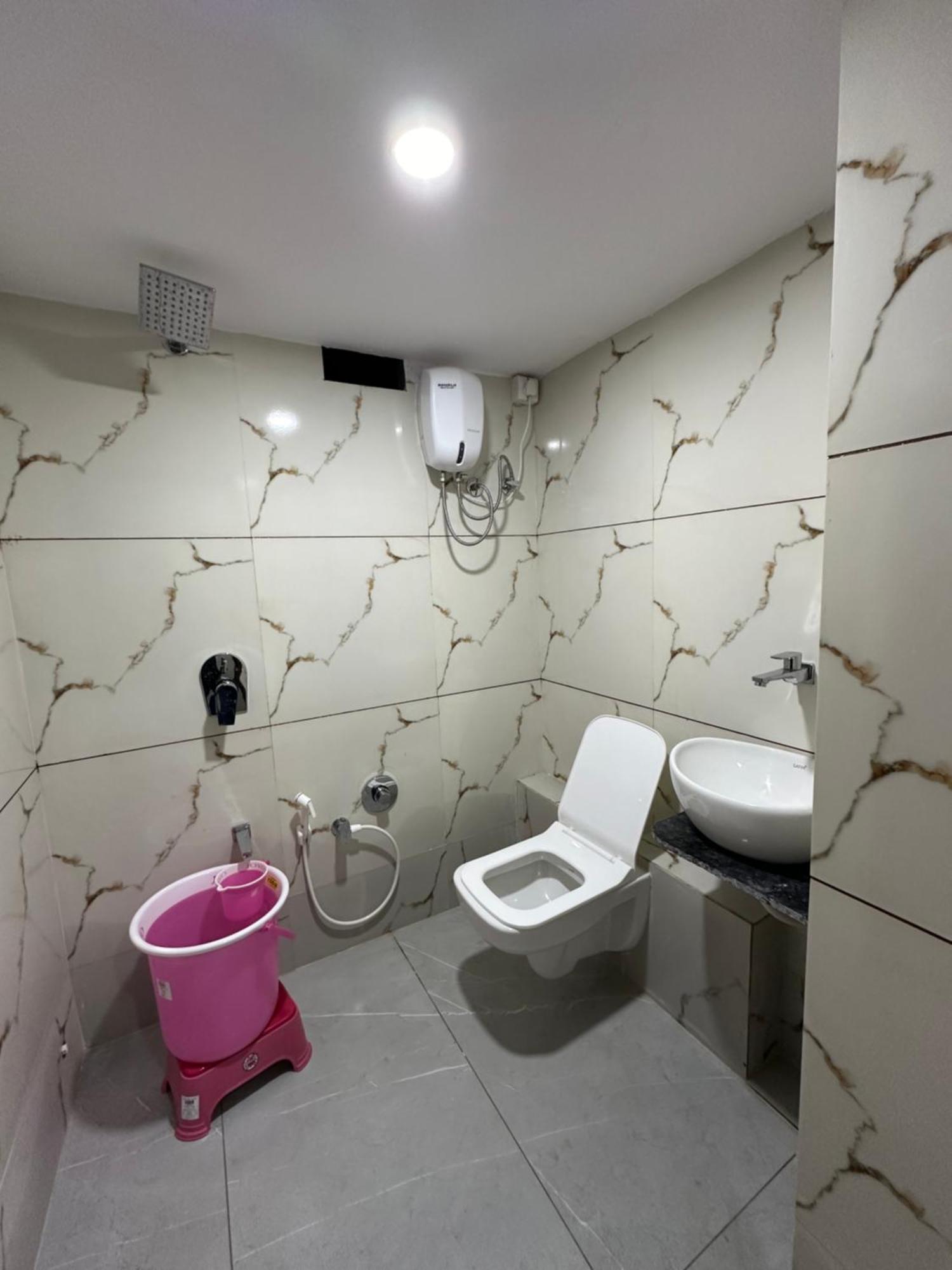 Hotel Golden View Vadodara Zewnętrze zdjęcie