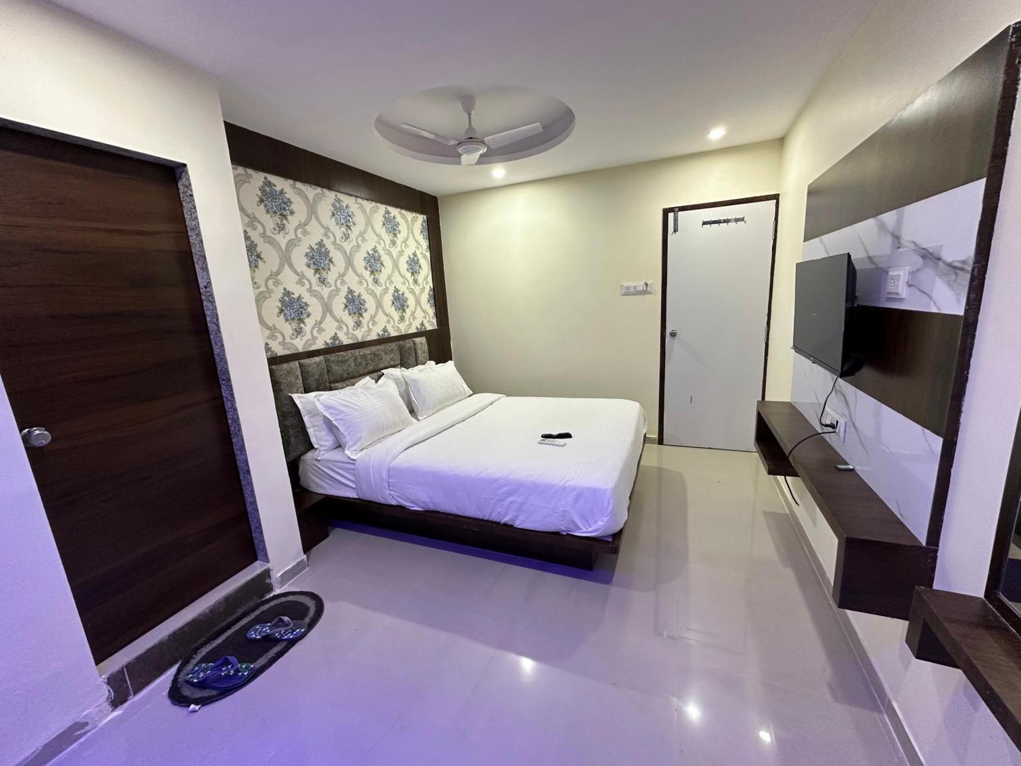 Hotel Golden View Vadodara Zewnętrze zdjęcie